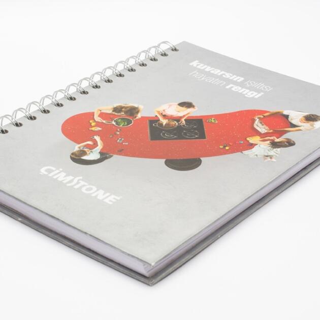 Mukavva Sıvama Kapaklı Defter 22×22 cm